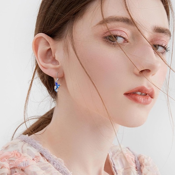 24k Hummingbird Earrings - Picture 3 of 8